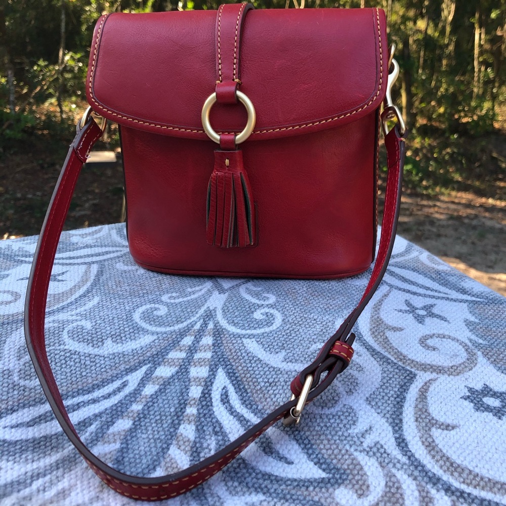 Dooney & Bourke bag